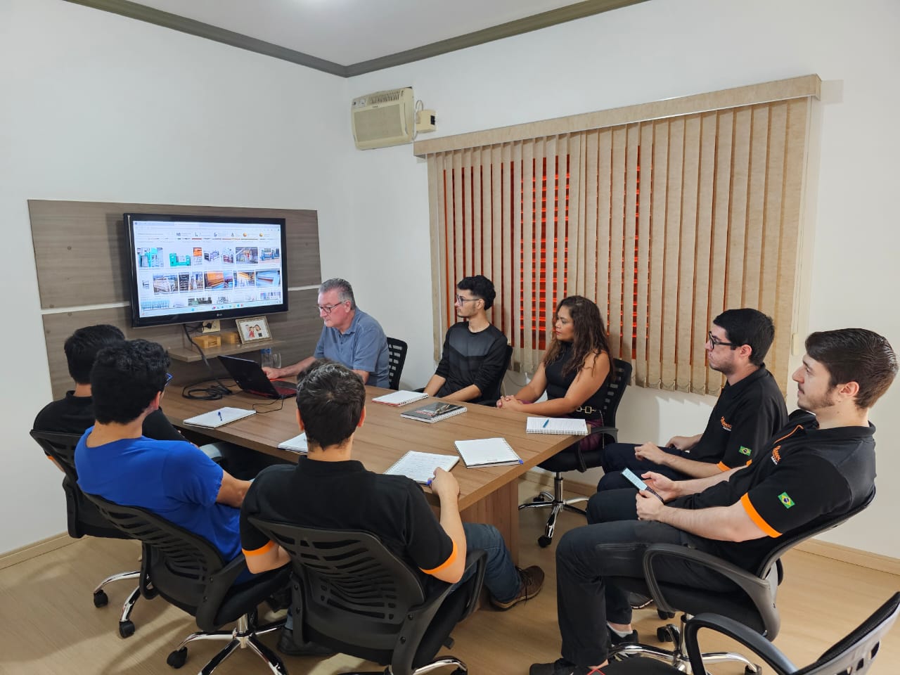 WhatsApp Image 2024-11-01 at 15.19.17 (2)