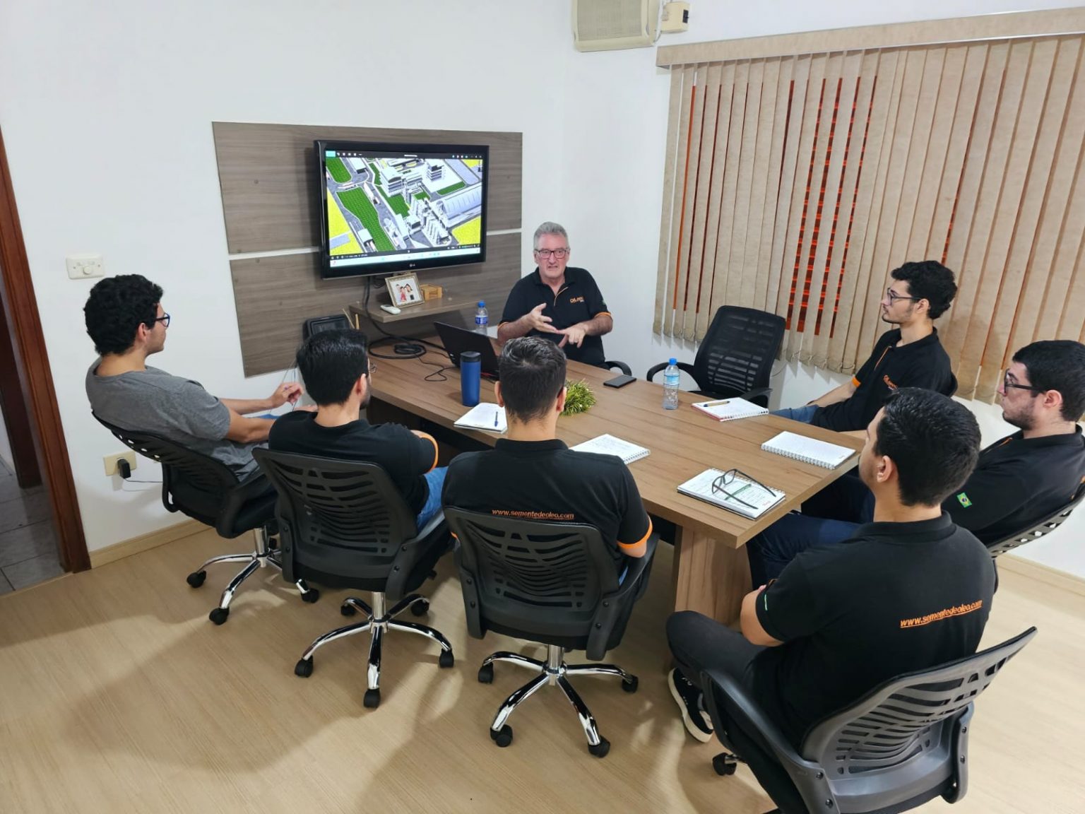 WhatsApp Image 2024-11-12 at 14.12.03