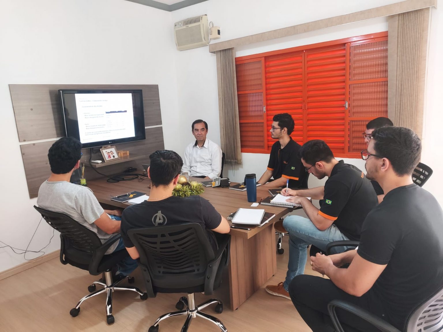 WhatsApp Image 2024-11-26 at 15.34.41 (1)